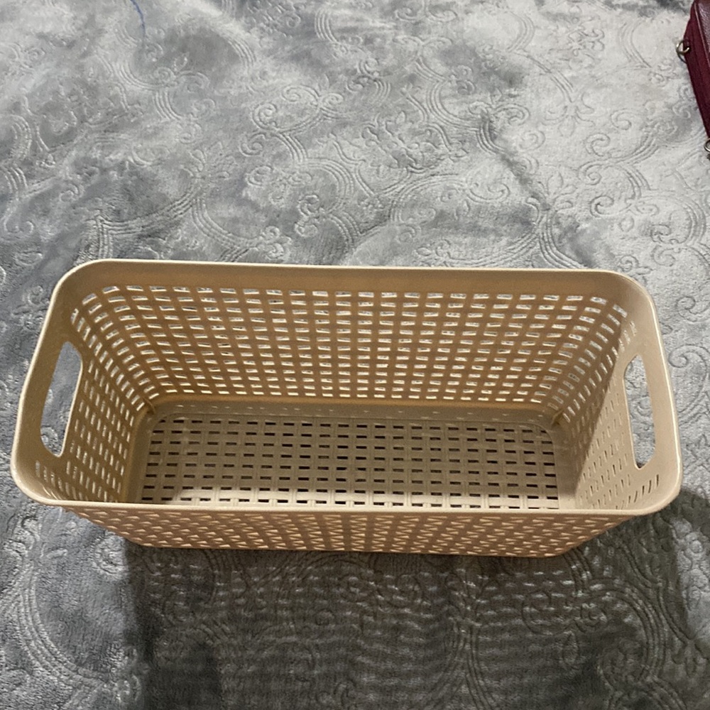 Storage basket 🧺 - Picture 2 of 3